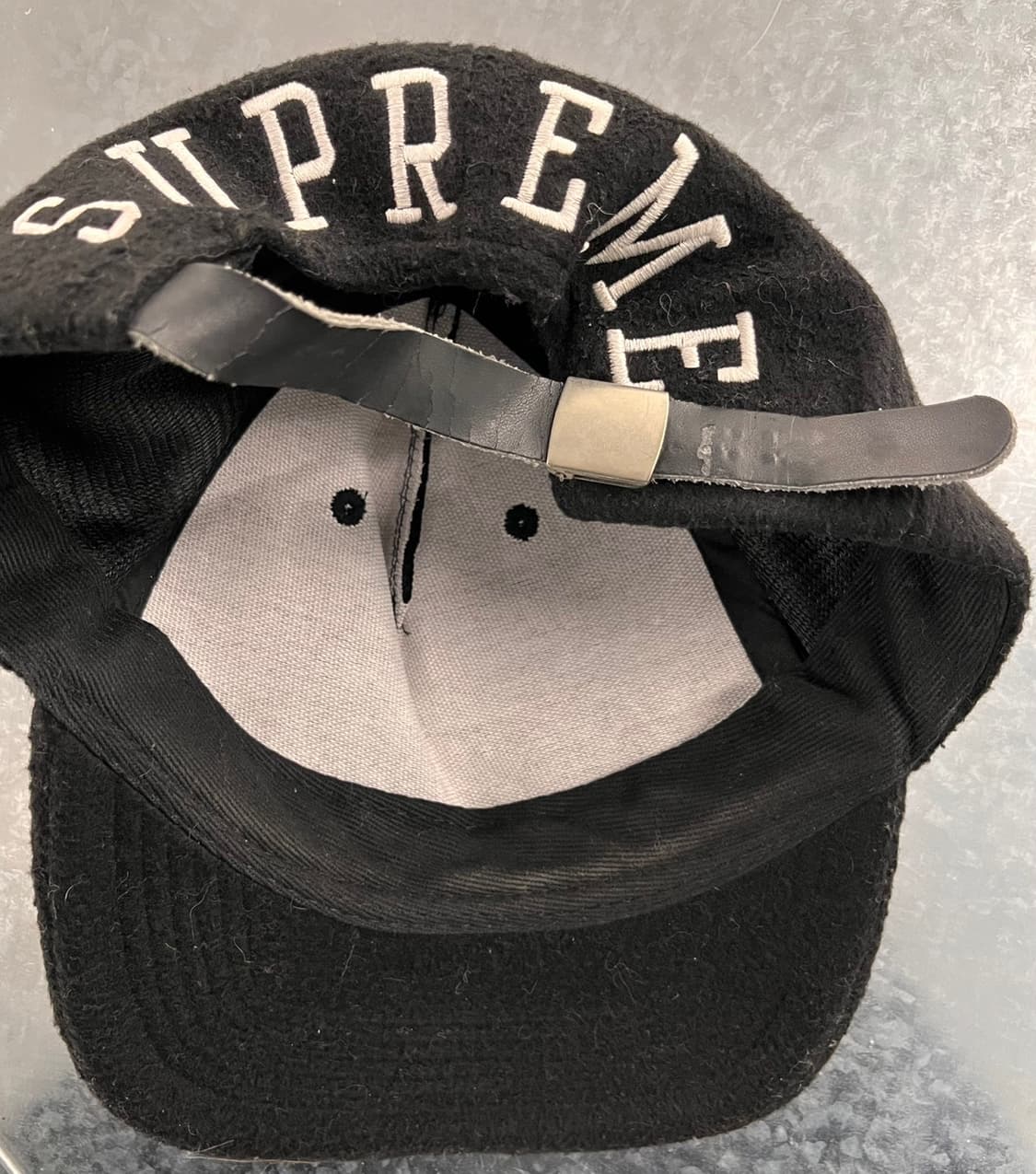 슈프림X로로피아나 울 스냅백 상품이미지4