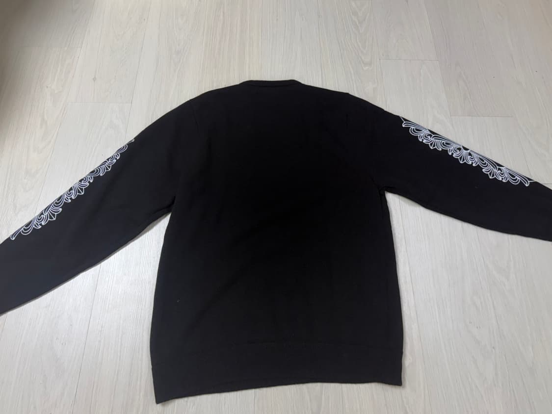 크롬하츠 화이트 자수 블랙 니트 XL 상품이미지2