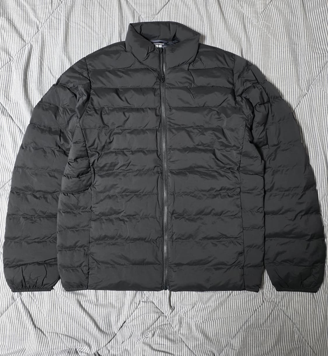 유니클로 퍼프테크재킷 경량패딩 L 블랙 상품이미지1