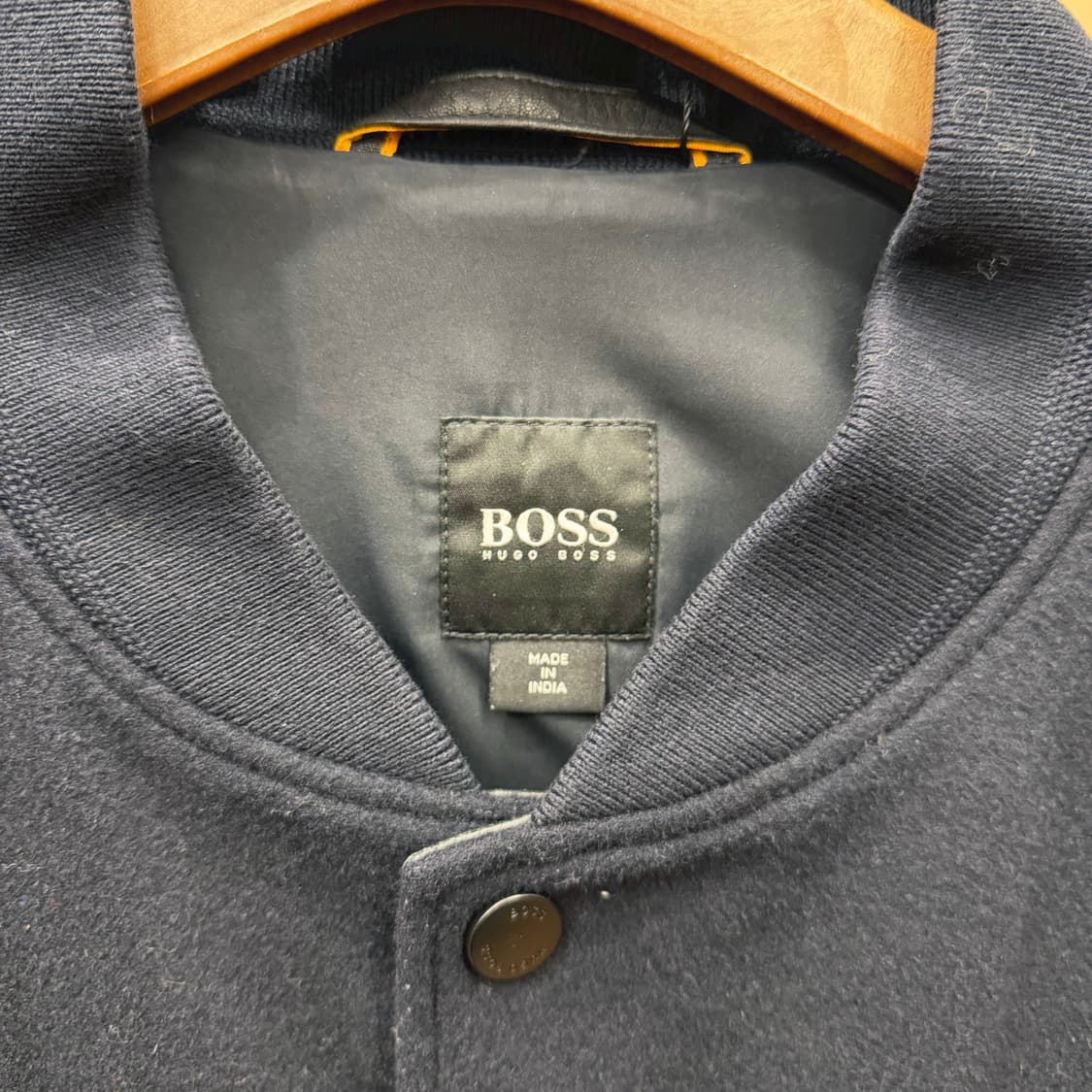 휴고 보스 블루종 자켓 레더 슬리브 배색 래글런 디테일 레귤러핏 네이비 상품이미지7