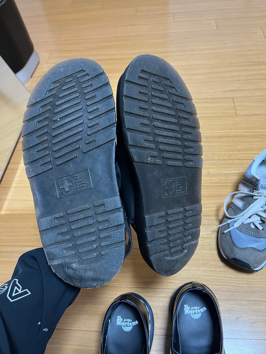 닥터마틴x플레져스 240 상품이미지9