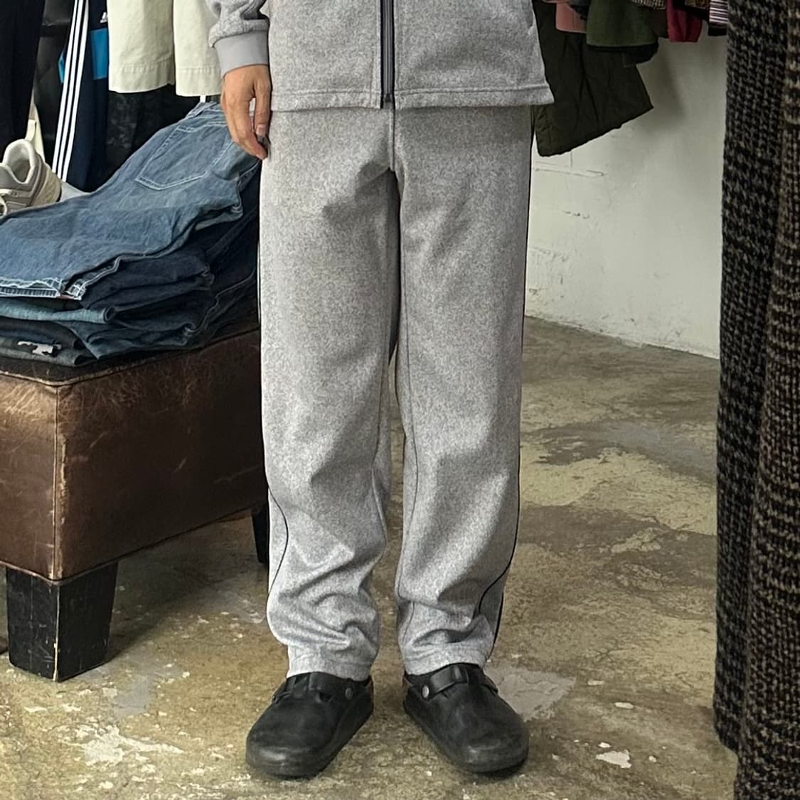 (착용컷) 나이키 올드스쿨 트랙 팬츠 (남성용 L) 상품이미지3