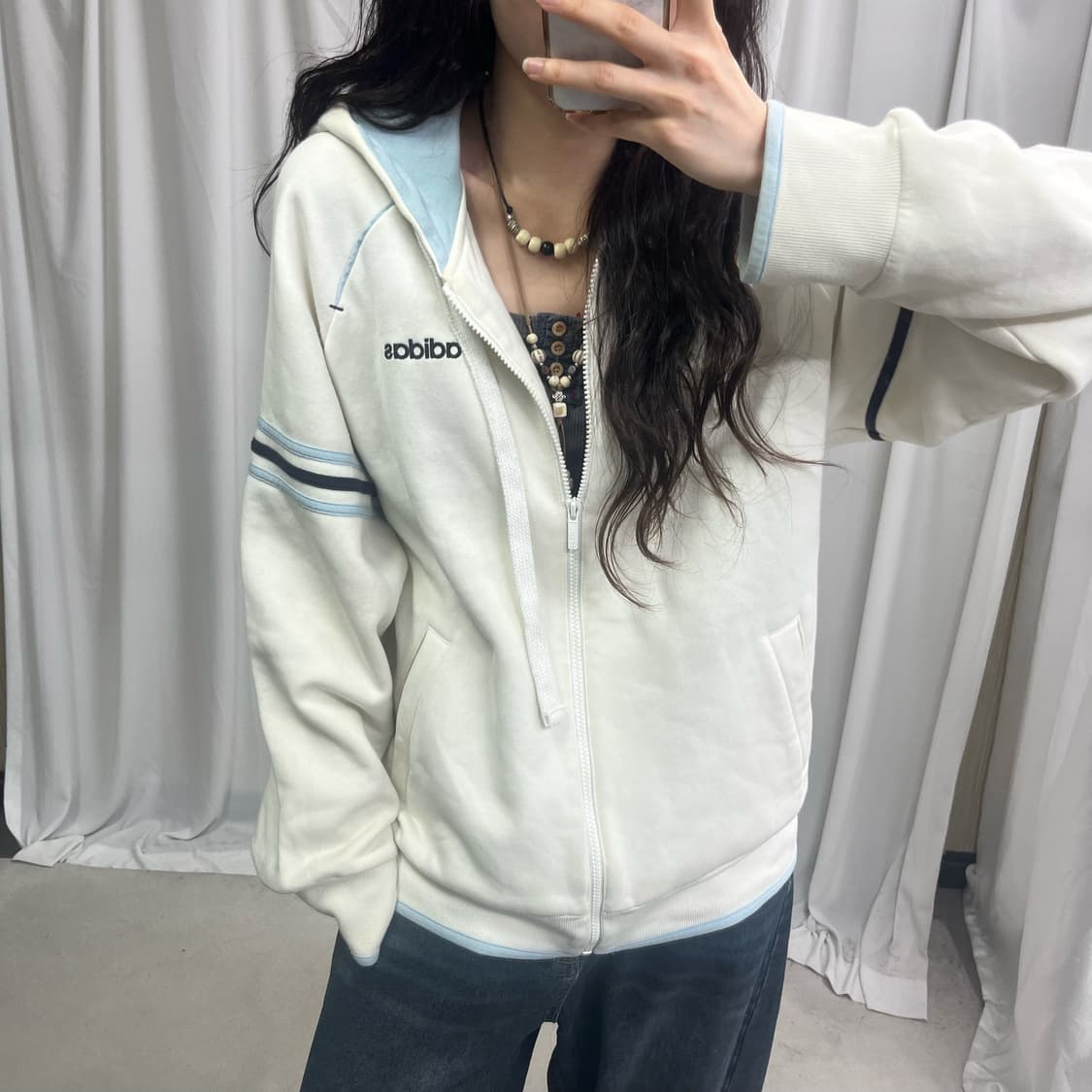 Adidas 00’s white hood zip-up 상품이미지3