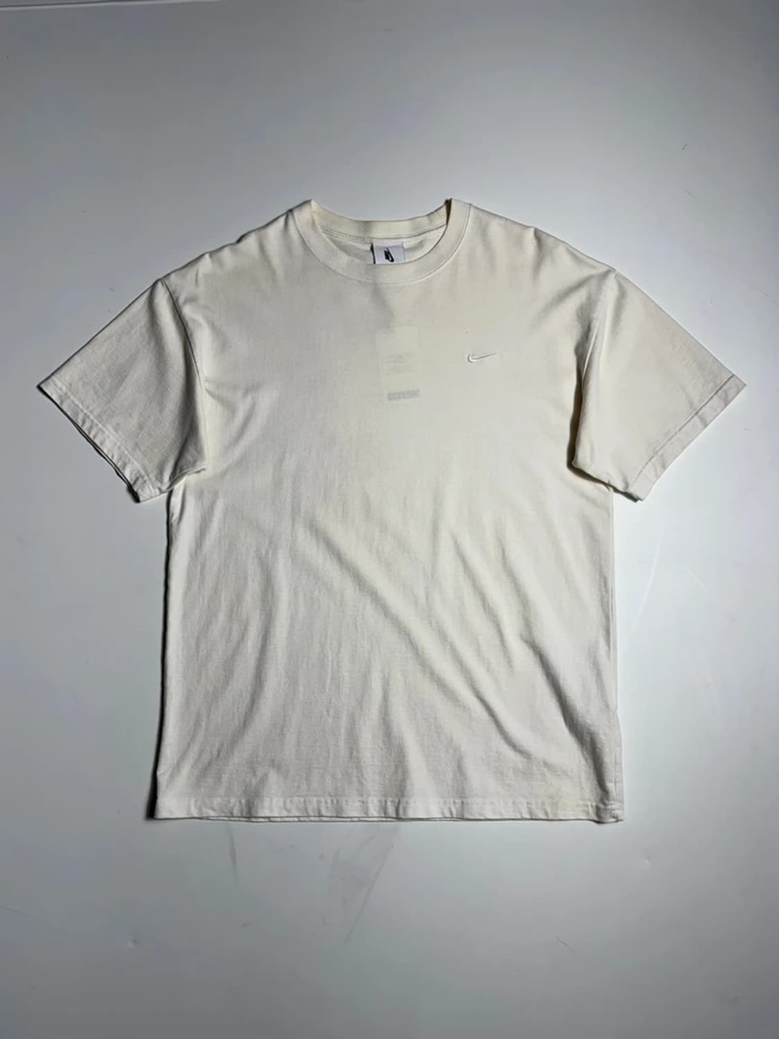 나이키 21FW 베이직 스몰 스우시 로고 반팔 티셔츠 R2071 상품이미지1