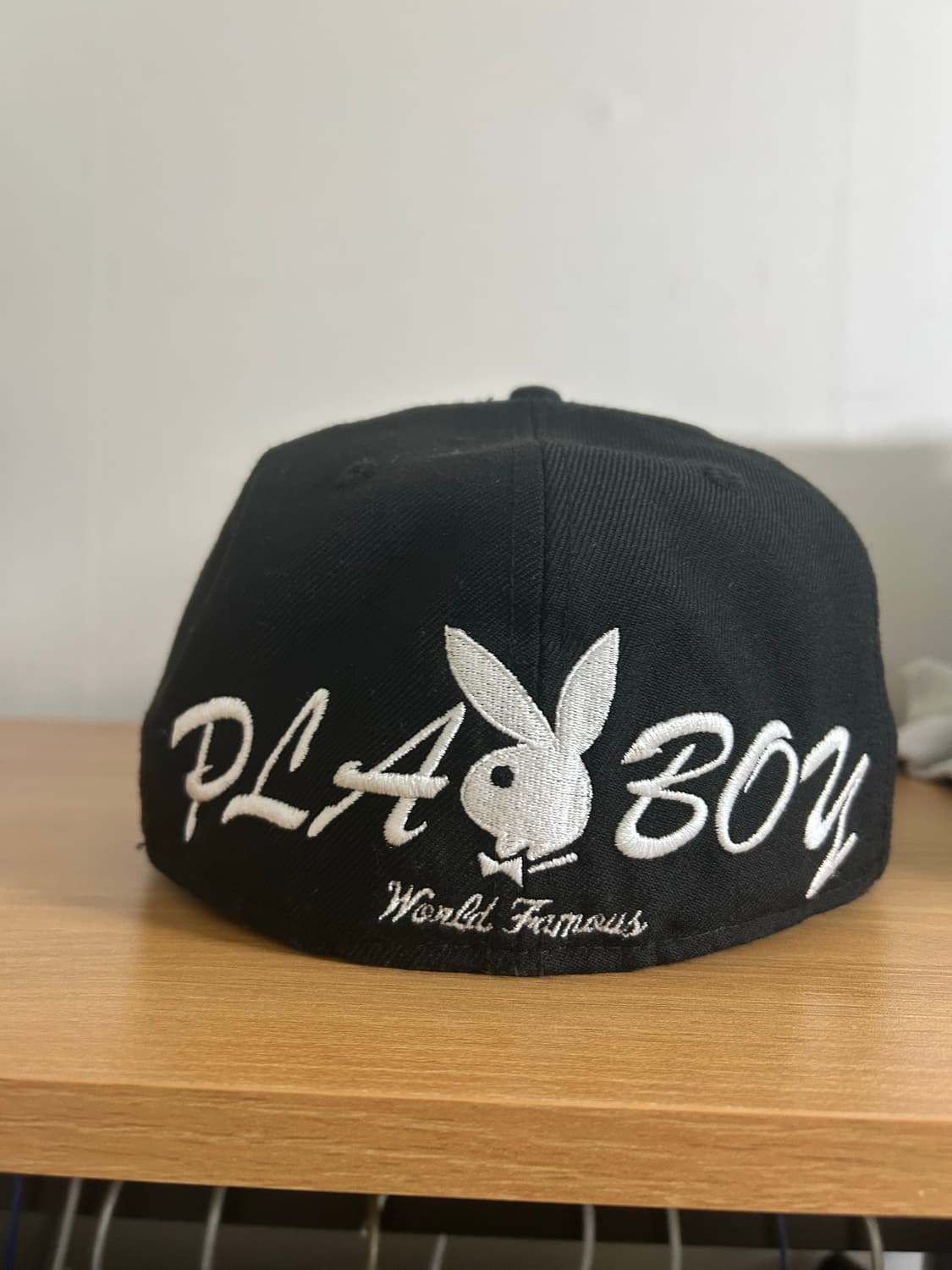 뉴에라 슈프림 플레이보이 콜라보 모자 상품이미지4