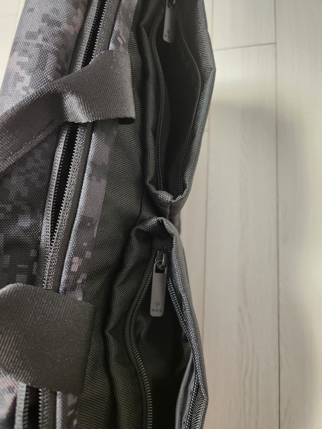 샘소나이트 레드 3웨이 백팩

백팩이나 서류가방이나 크로스백(줄없음ㅜㅜ) 상품이미지4