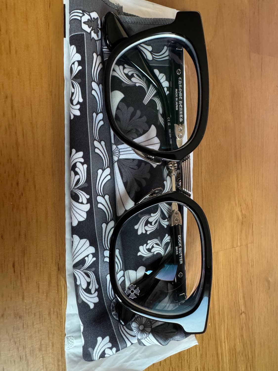 크롬하츠 덕버터 블랙실버 판매합니다. 상품이미지7