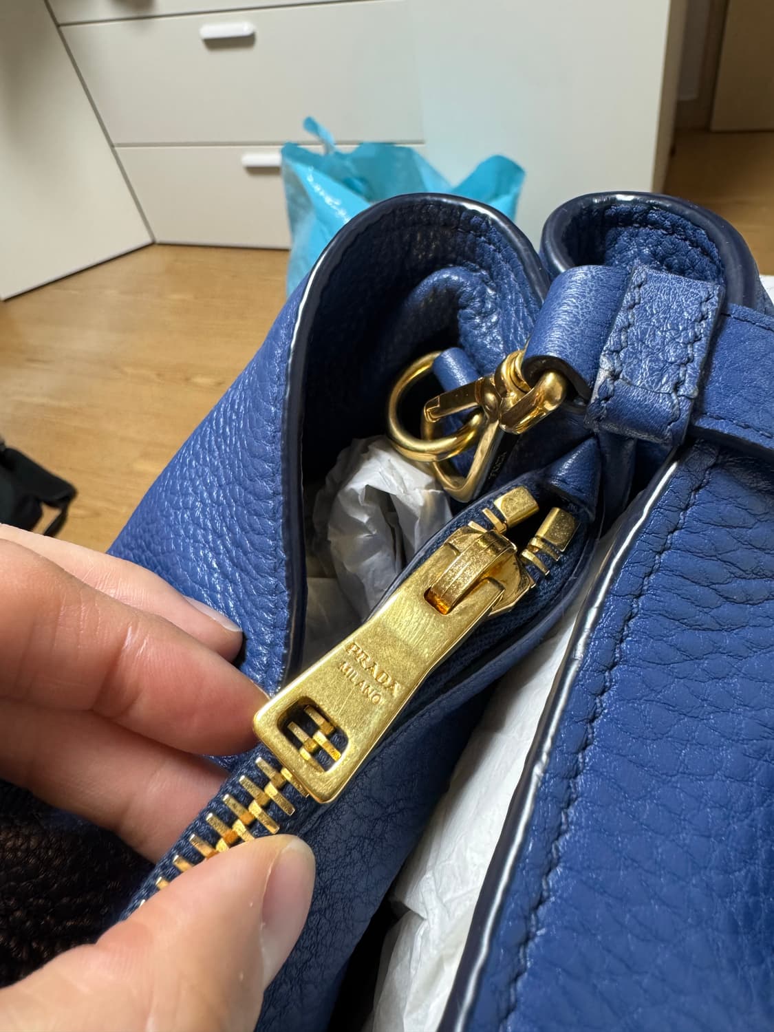 프라다 비텔로 다이노 토트백 블루 상품이미지5