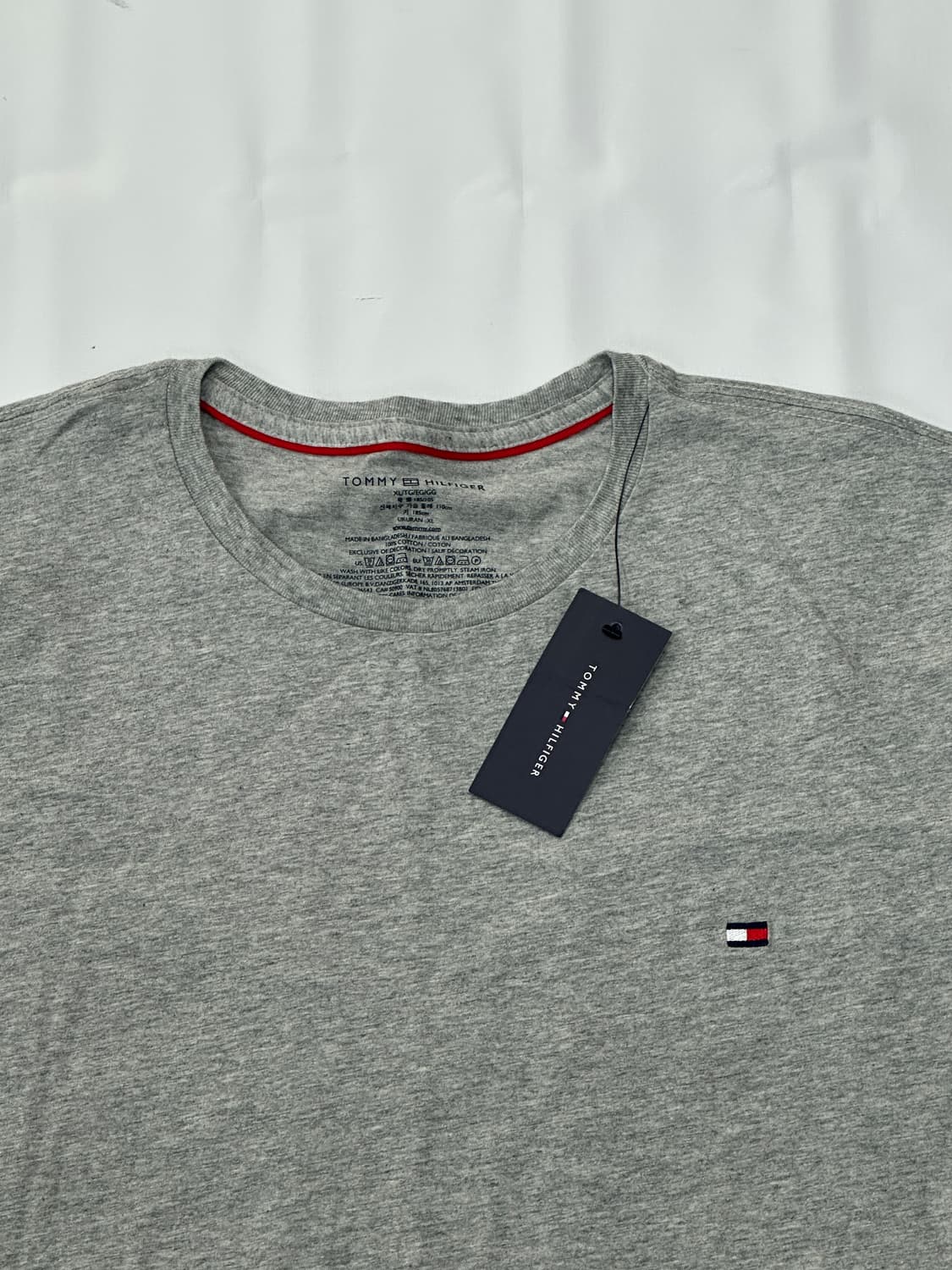 타미힐피거 그레이 브랜드 자수로고 반팔티셔츠 (새제품) 상품이미지3