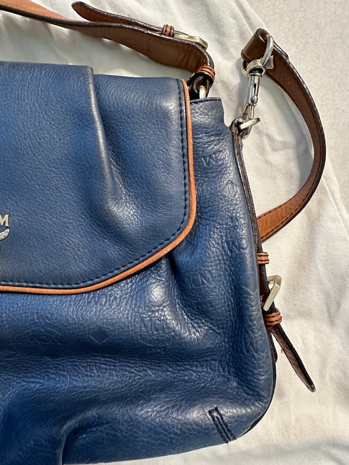 MCM 빈티지 블루 숄더백 / 감성템 / 희귀컬러 상품이미지7