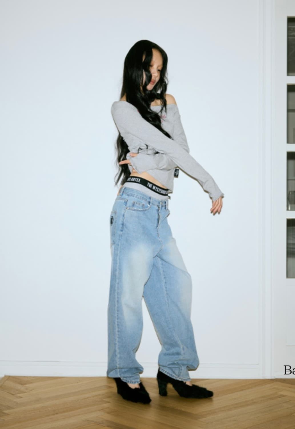 더미스테리어스호텔 베이직 데님 1사이즈 (에이핑크 박초롱 착용) 상품이미지3