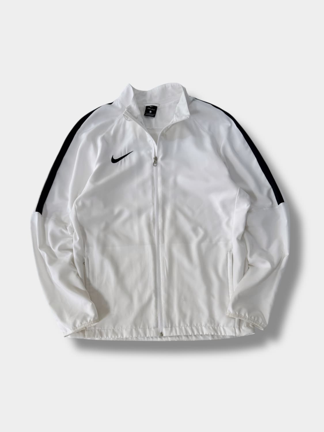 나이키 루즈핏 미니멀 화이트 스우시 트랙 바람막이 자켓  상품이미지2