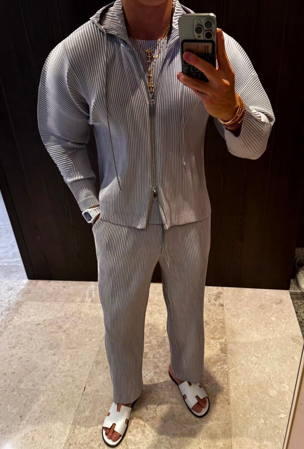 라피나토에뚜알 플리츠 셋업 그레이 50 상품이미지1