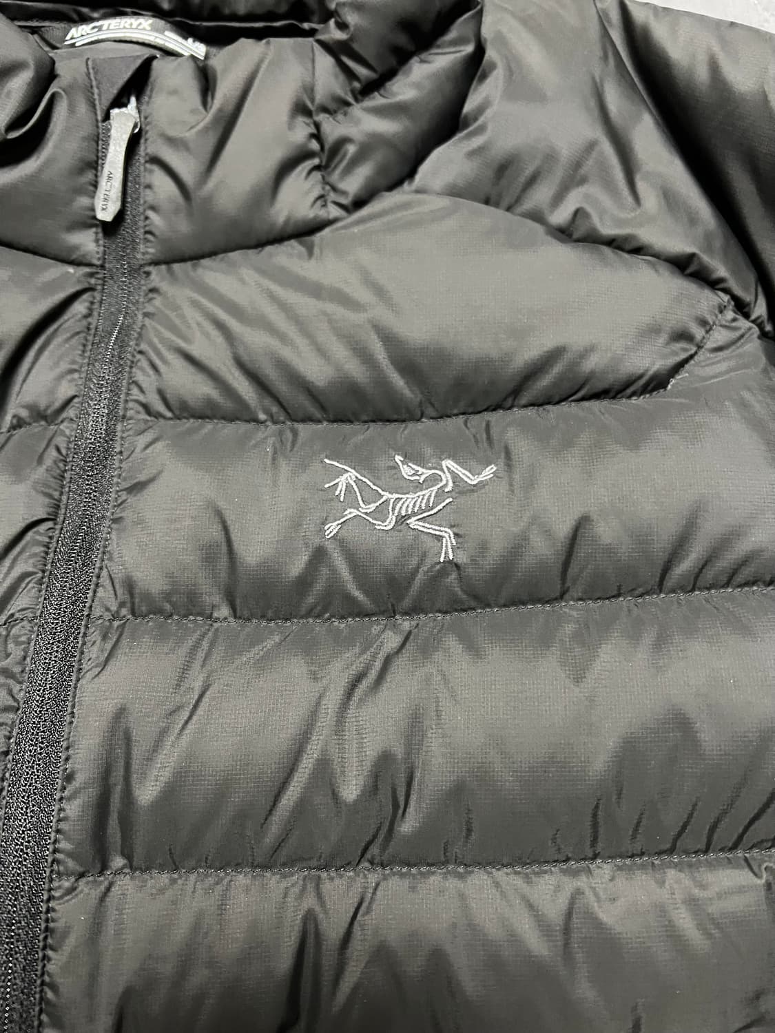 아크테릭스 세륨 자켓 논후드 블랙 (L) 택 뗀 새상품 판매 상품이미지4