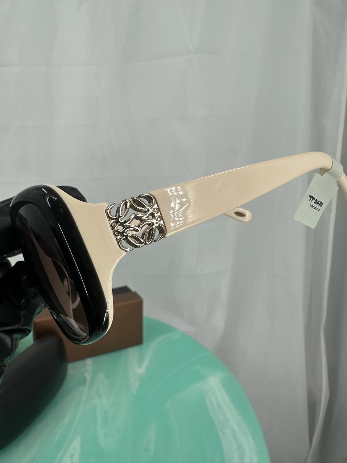 [새상품 무료배송] Made in Italy 로에베 선글라스 상품이미지9