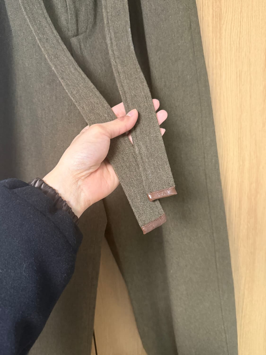 렉토 벨트 디테일 하이웨이스트 팬츠 카키 L  상품이미지6