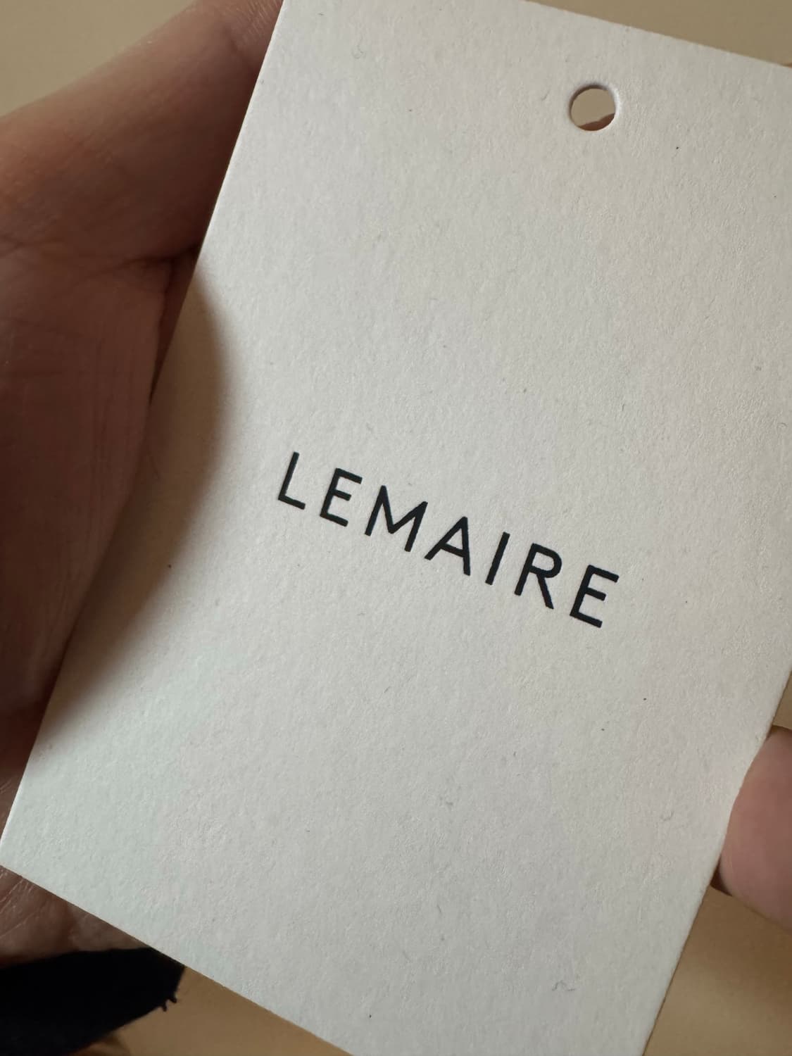 르메르 레귤러 칼라 트위스트 셔츠 블랙(캐비어) 50 상품이미지6