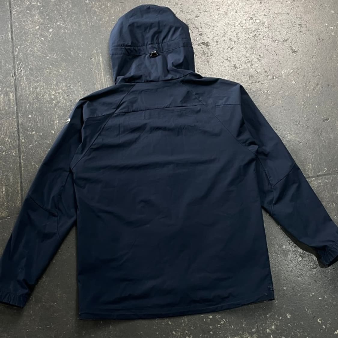 100 아이더 바람막이  상품이미지6