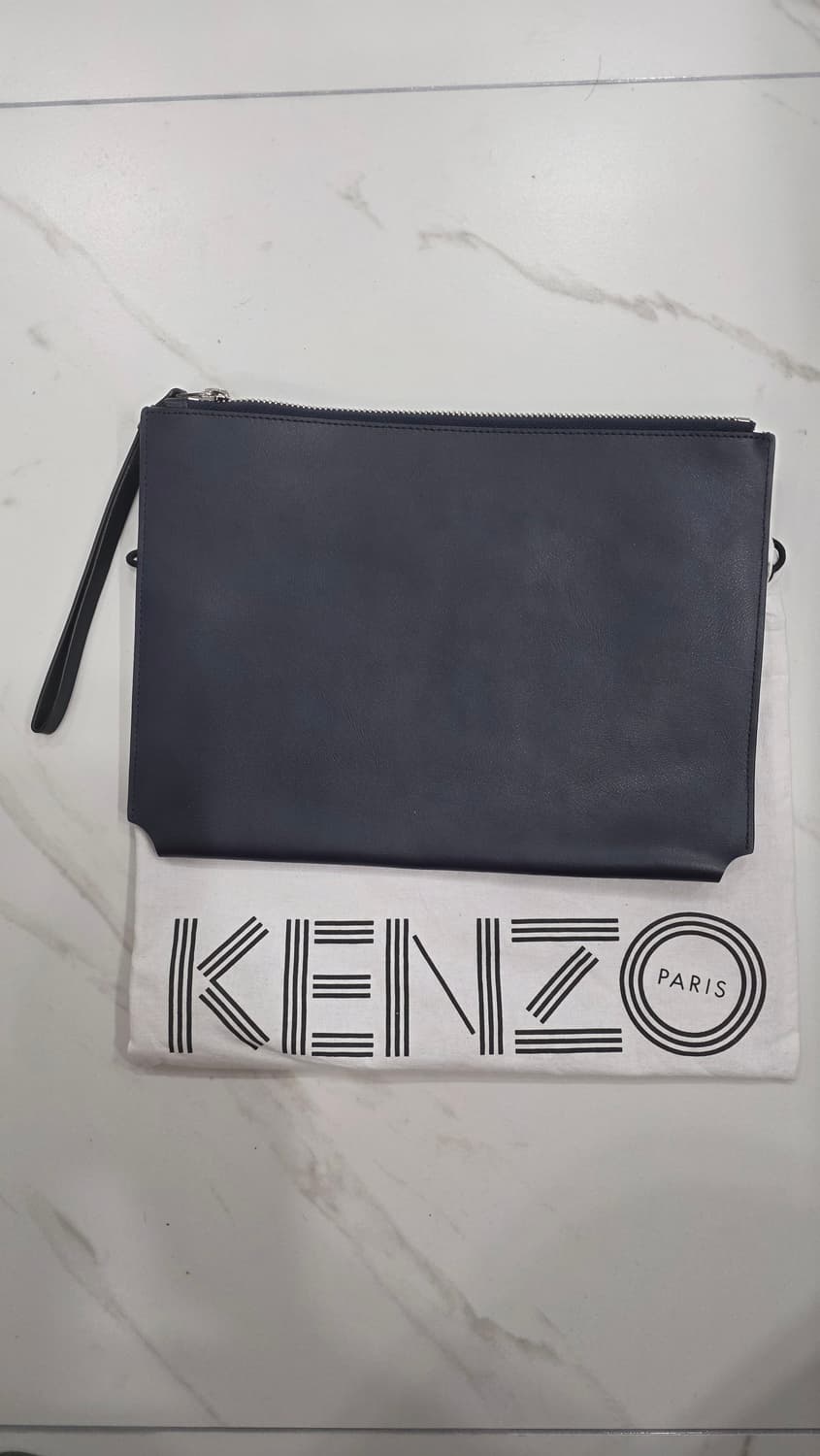  겐조 캄차카(Kamchatka) 타이거 로고 가죽 클러치 상품이미지3