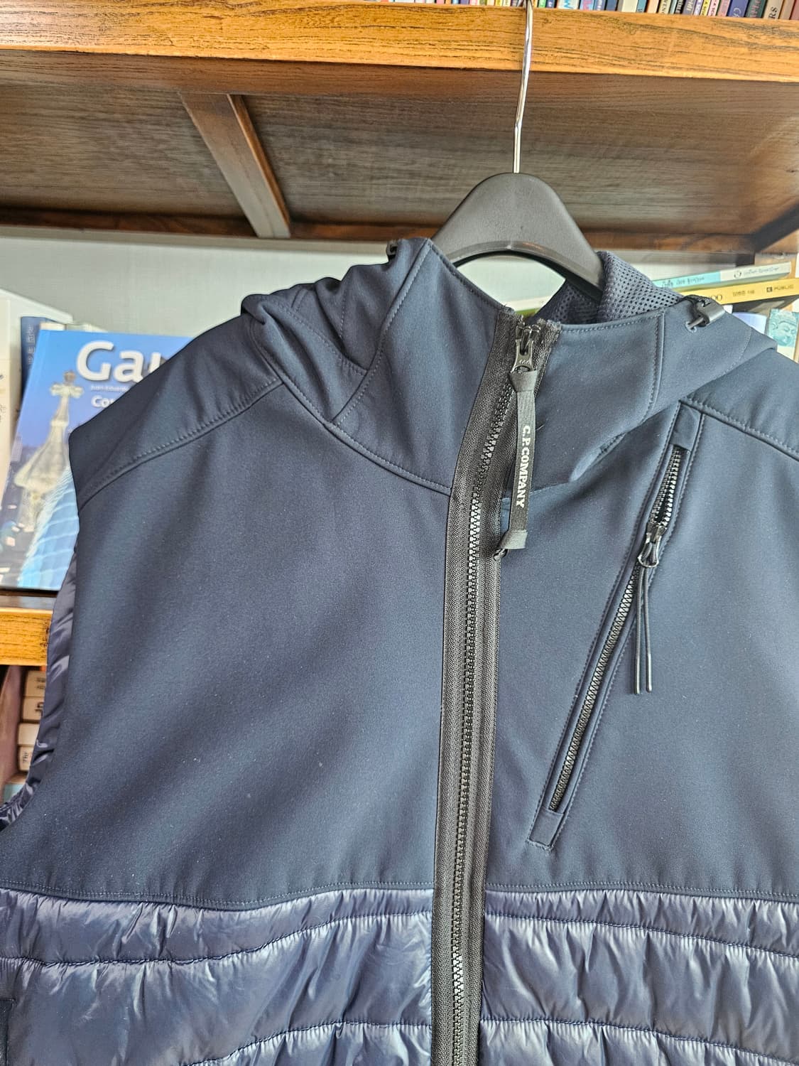 54사이즈（105-110)씨피 cp컴퍼니 나일론 조끼패딩 팔아요 정품  상품이미지3