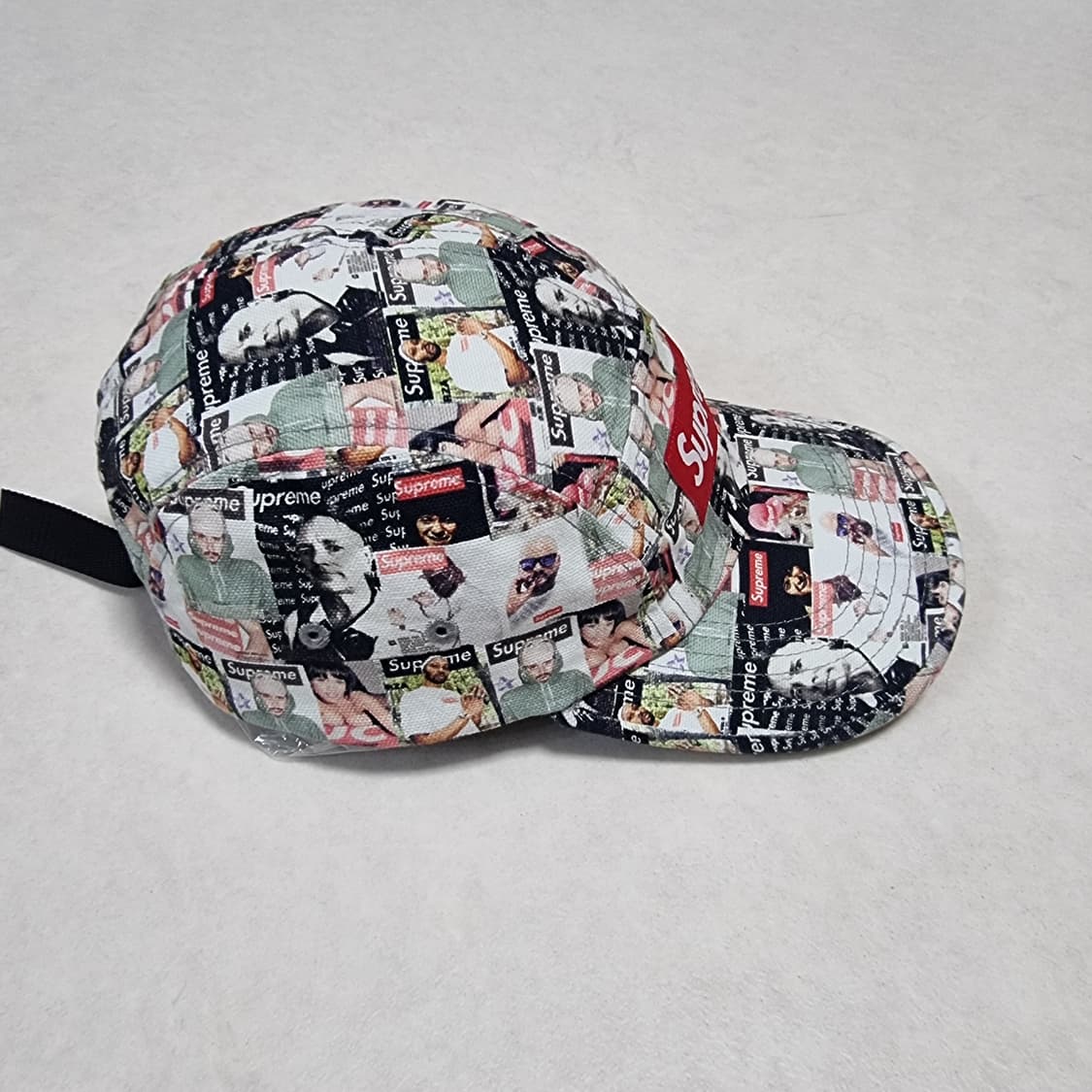 슈프림 매거진 캠프캡 상품이미지3