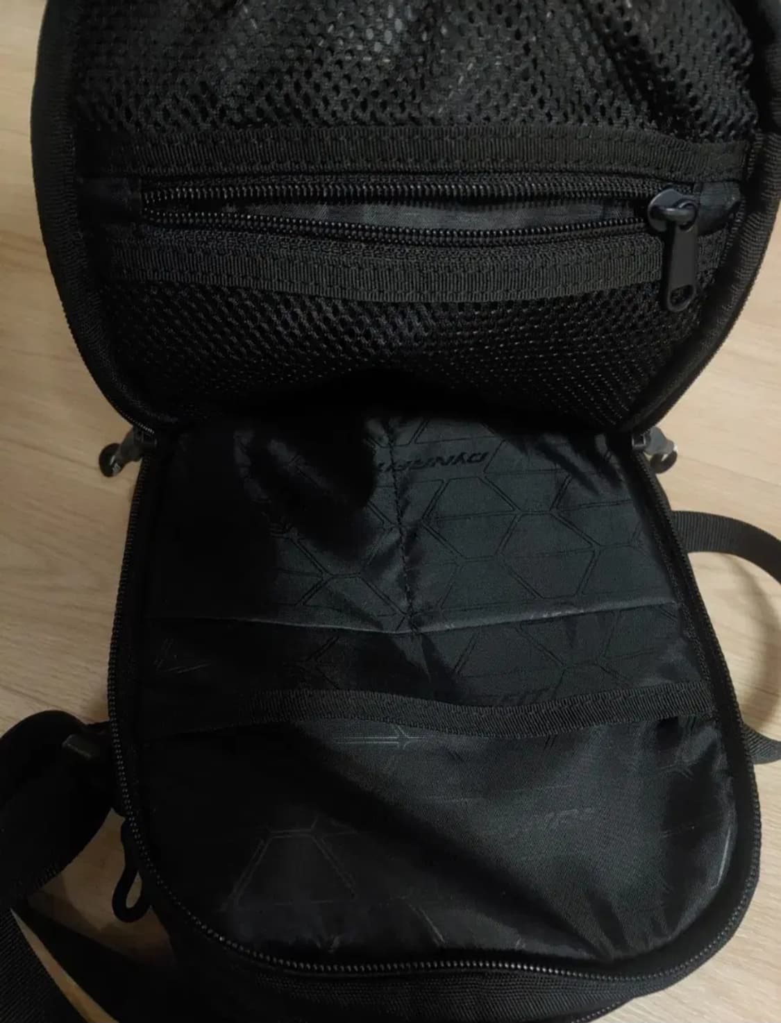 다이나핏 슬링백 상품이미지2