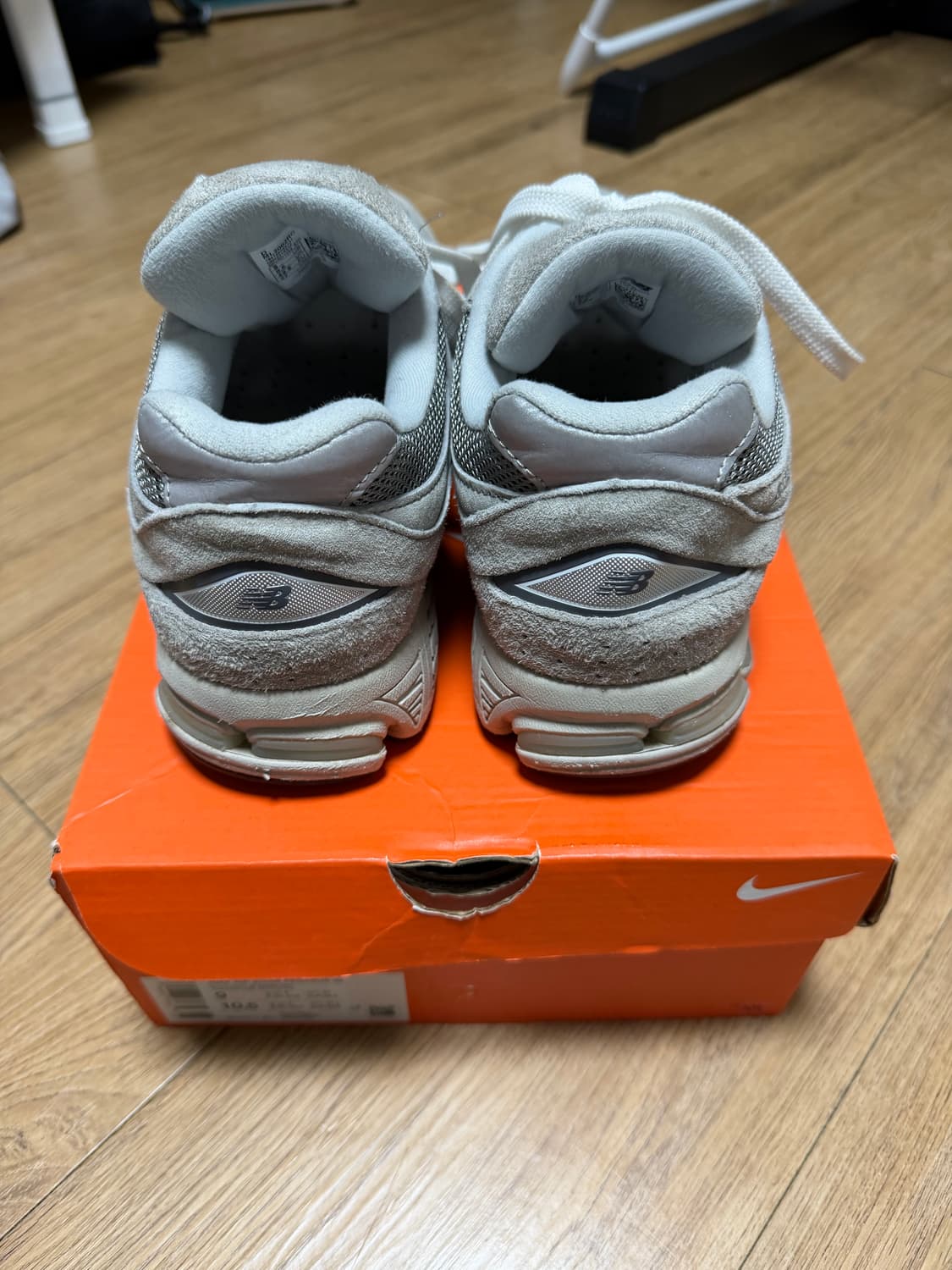 뉴발란스 2002R 그레이 270 상품이미지4