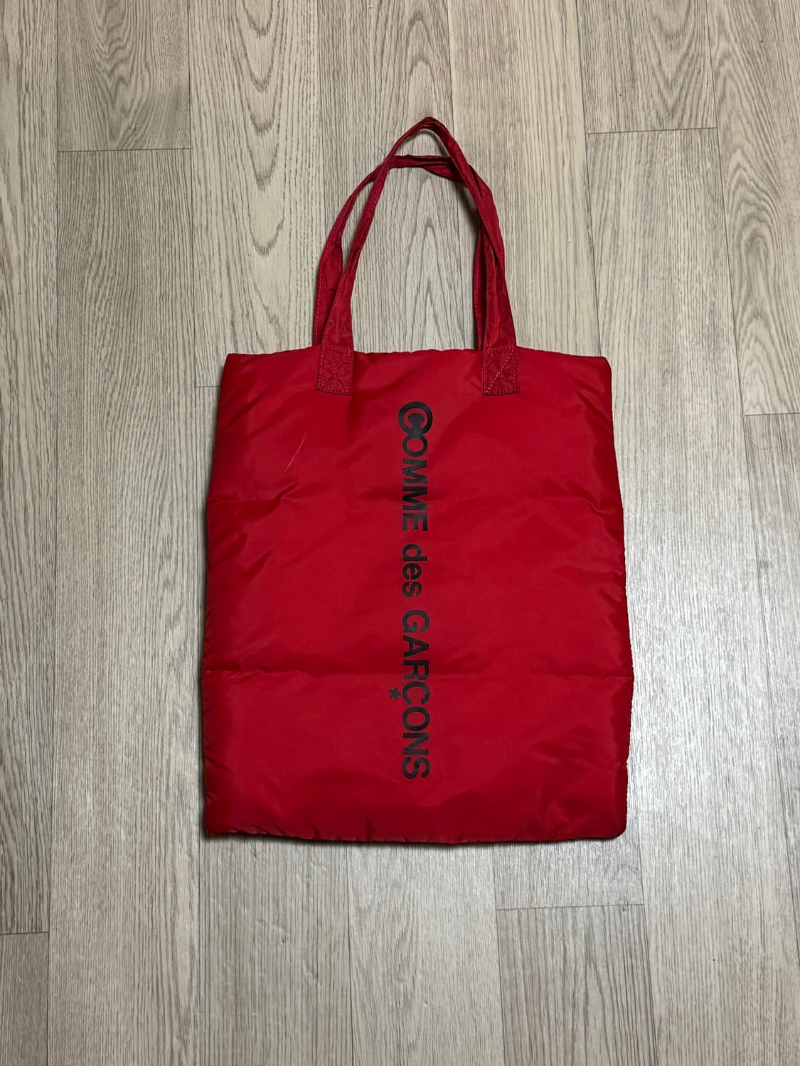 꼼데가르송 아오야마 패딩 토트백 레드 상품이미지3