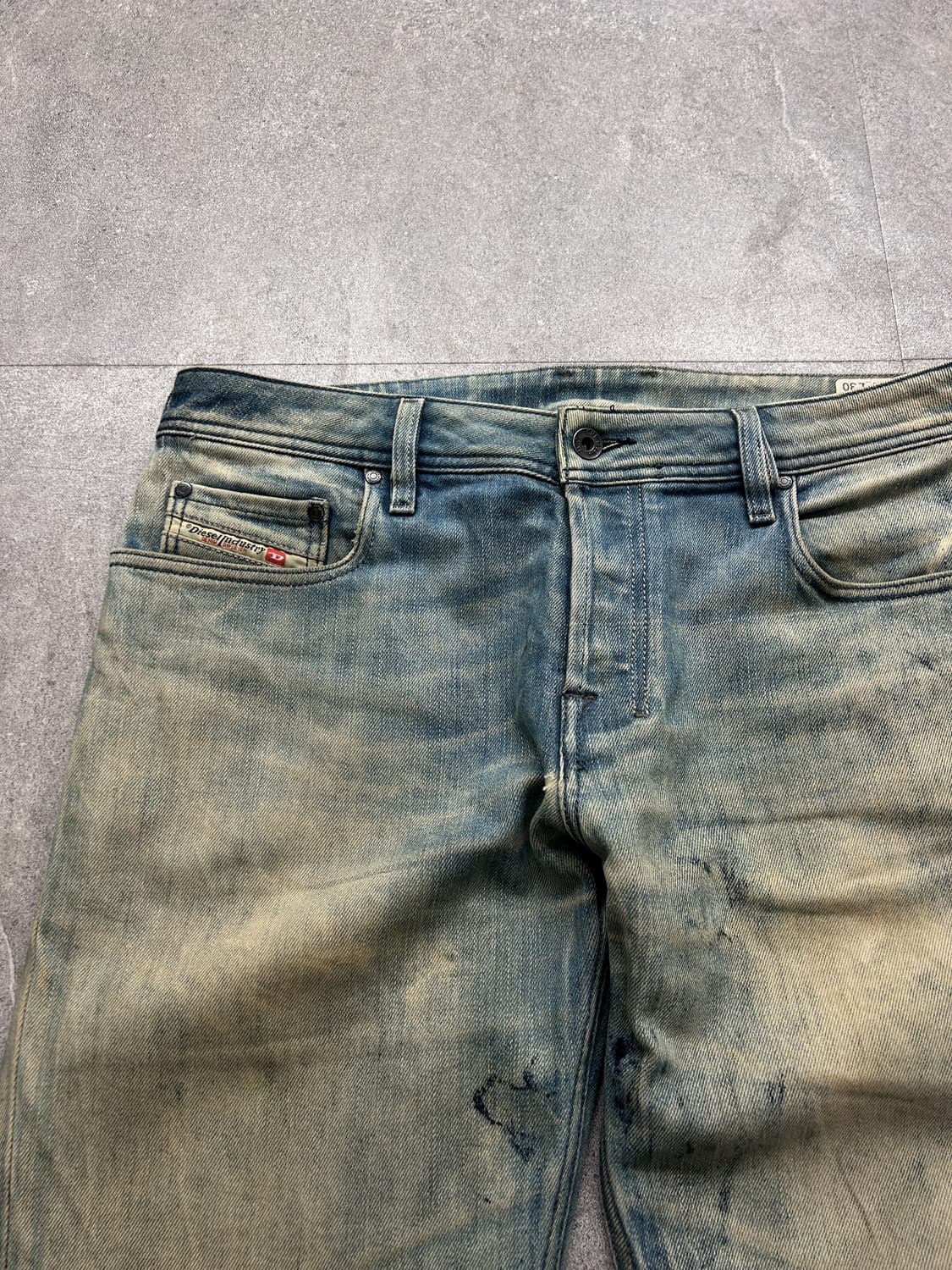 디젤 자티니 하드 워시드 더티 페인트 데님 상품이미지5