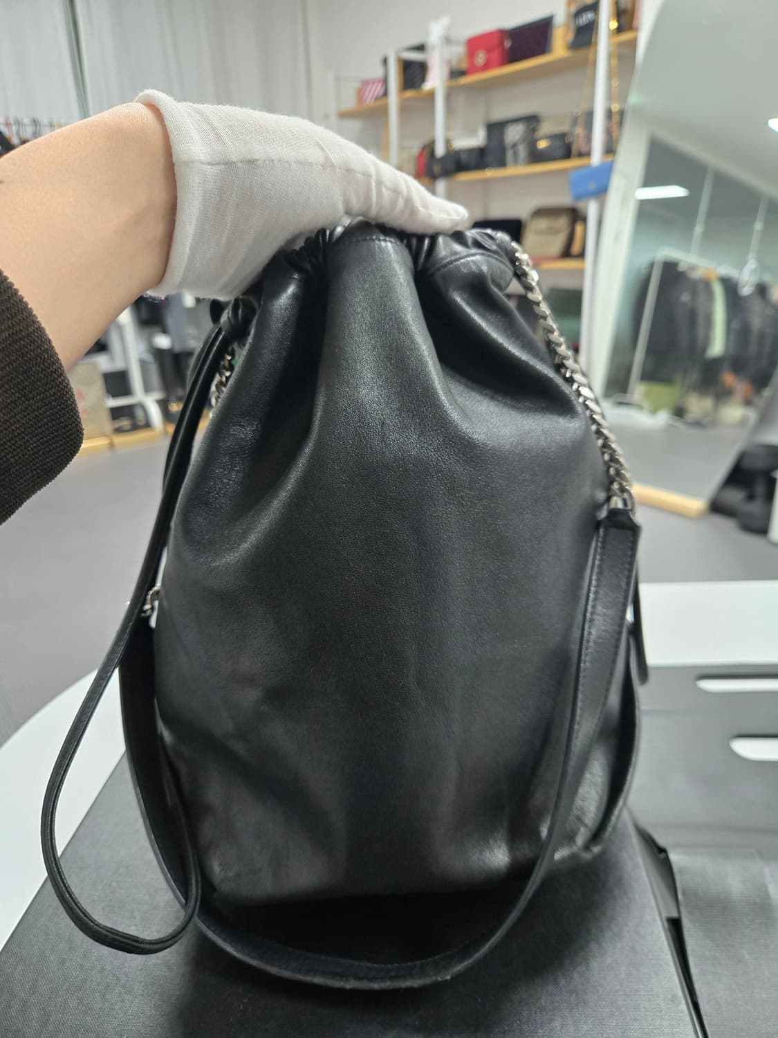 [50%세일] 입생로랑 테디버킷백 상품이미지3