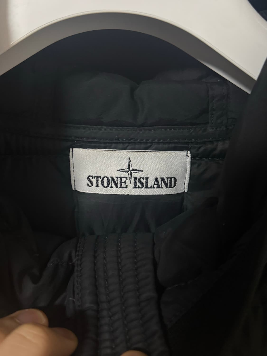 스톤아일랜드 21FW 나일론텔라 패딩 블랙 L 상품이미지4