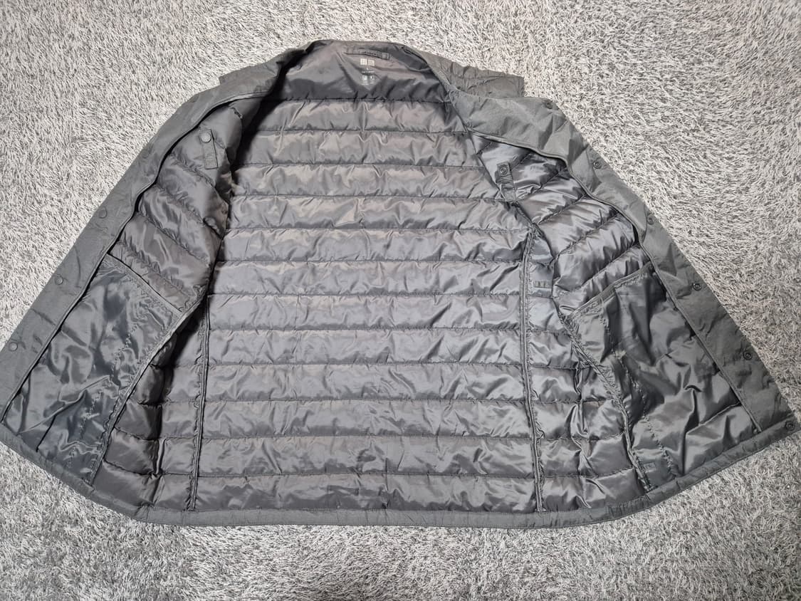 유니클로 남성 경량 다운 패딩 조끼 L 상품이미지6