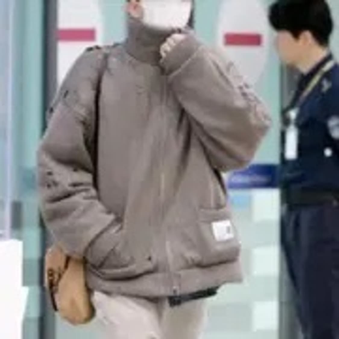 야스히로 패디드 니트 집업 상품이미지2