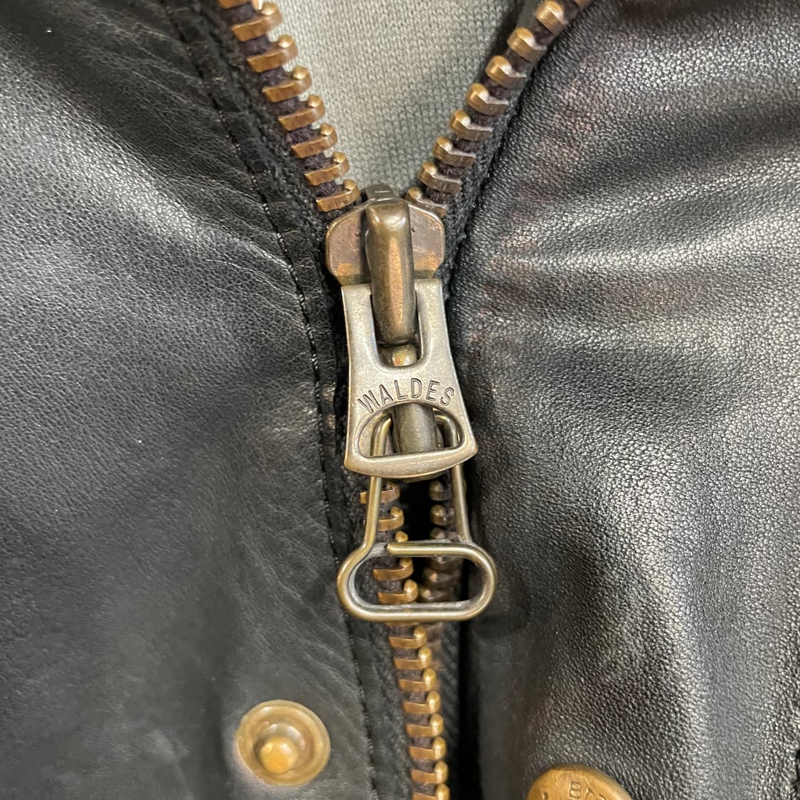 시시 M-65 레더 자켓 상품이미지10