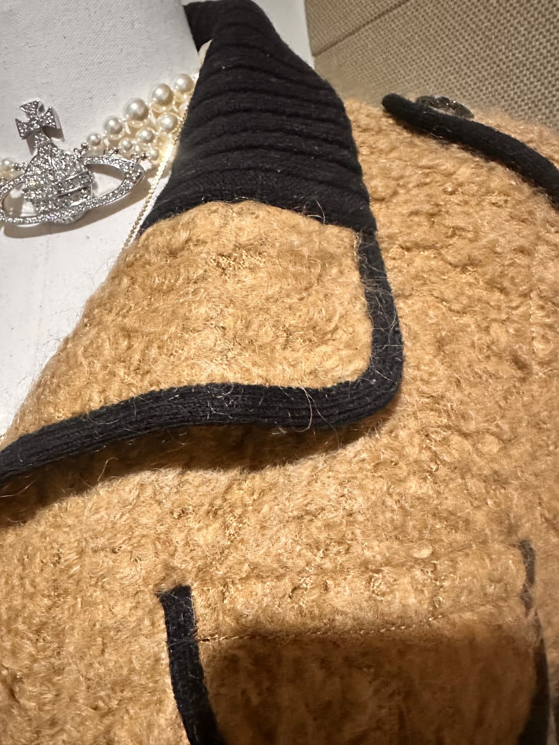 비비안웨스트우드 부클 orb로고 코트 상품이미지3