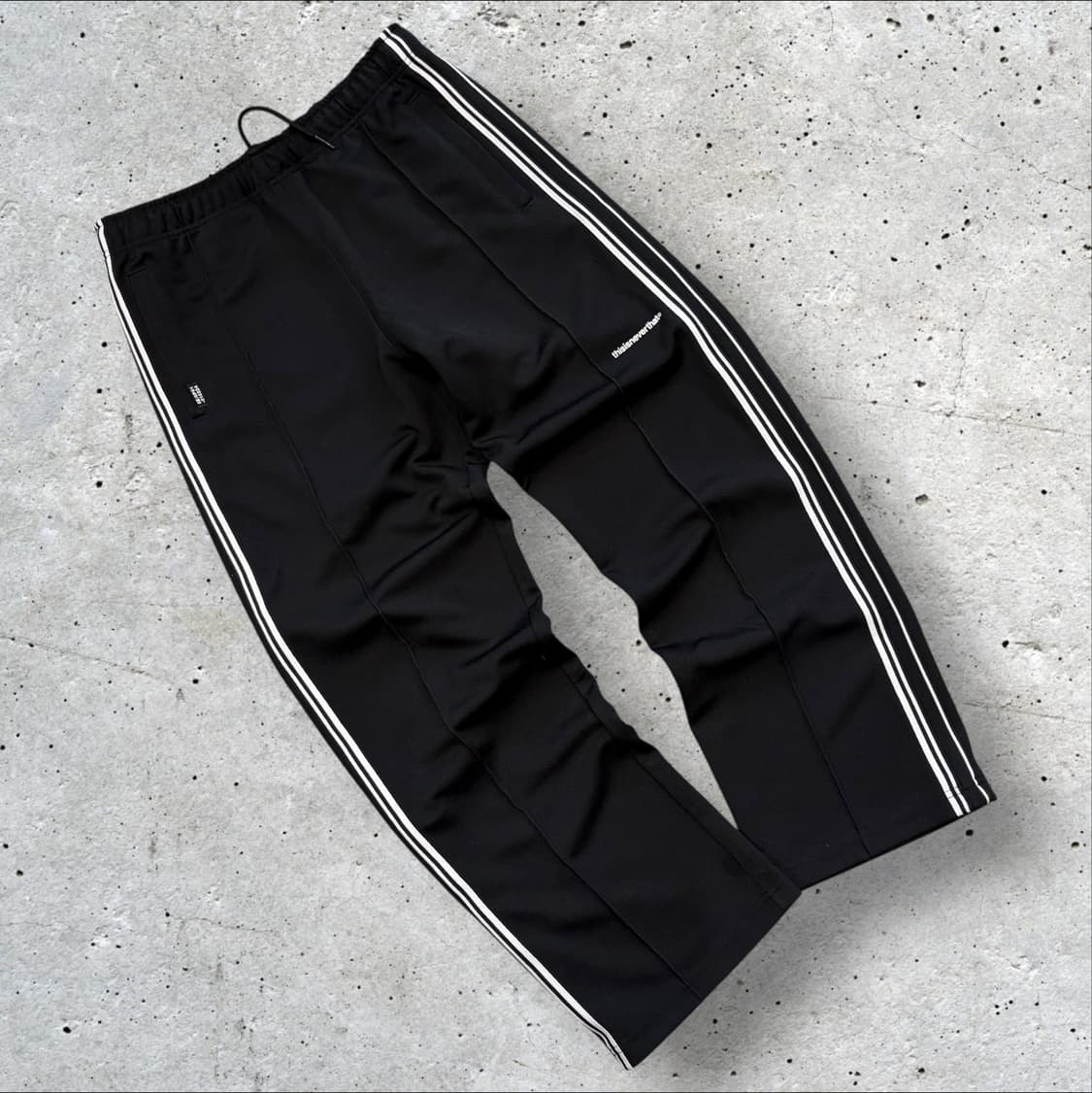 [M] 20ss 디스이즈네버댓 블랙 트랙 팬츠 C560 상품이미지1