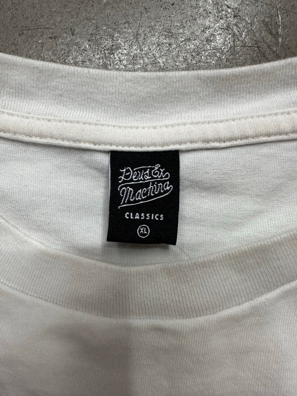 🌟데우스 엑스 마키나 서울 로고 반팔 화이트 XL🌟 상품이미지5