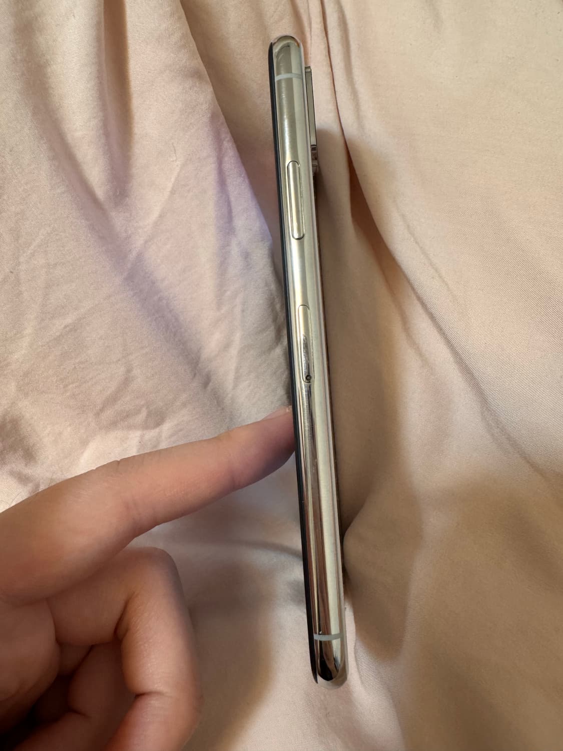 아이폰 XS  64GB 실버 상품이미지3