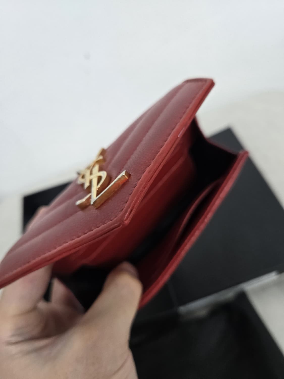 [보증서 정품]입생로랑 엔벨로프 반지갑 상품이미지6
