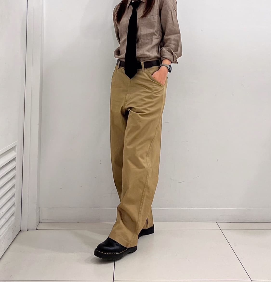 유니클로U 24ss 와이드핏치노팬츠 브라운 73 상품이미지1