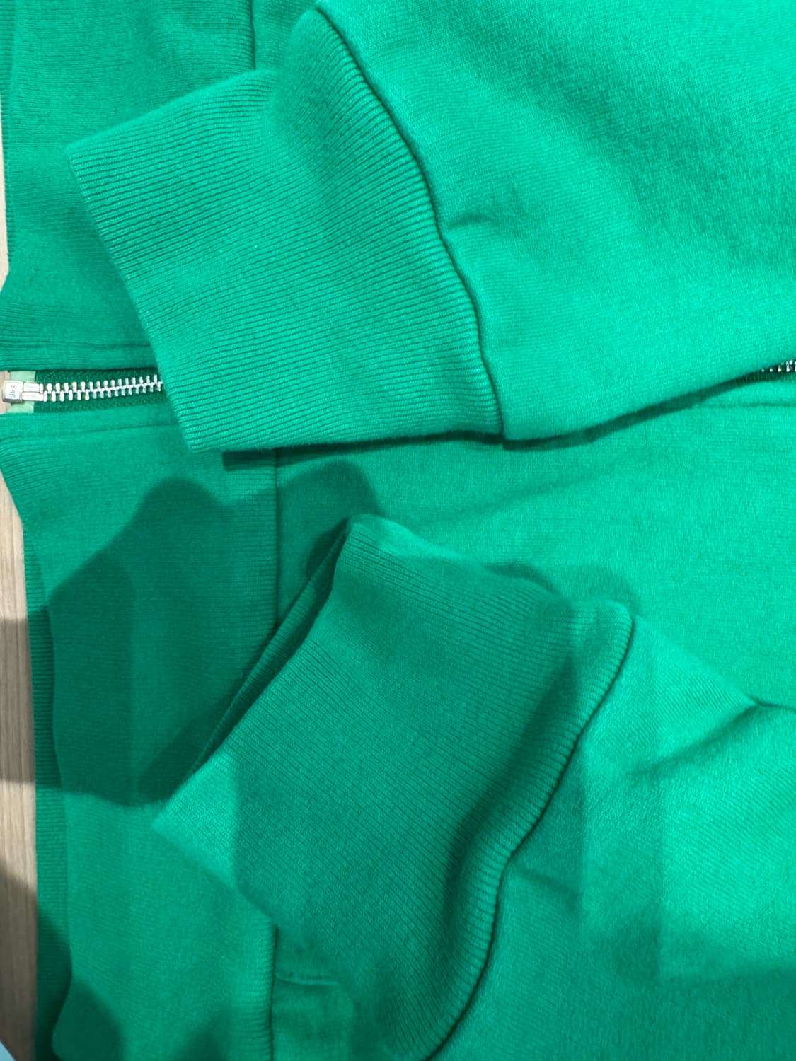 08FW 슈프립 아치로고 써멀 후드 짚업 상품이미지6