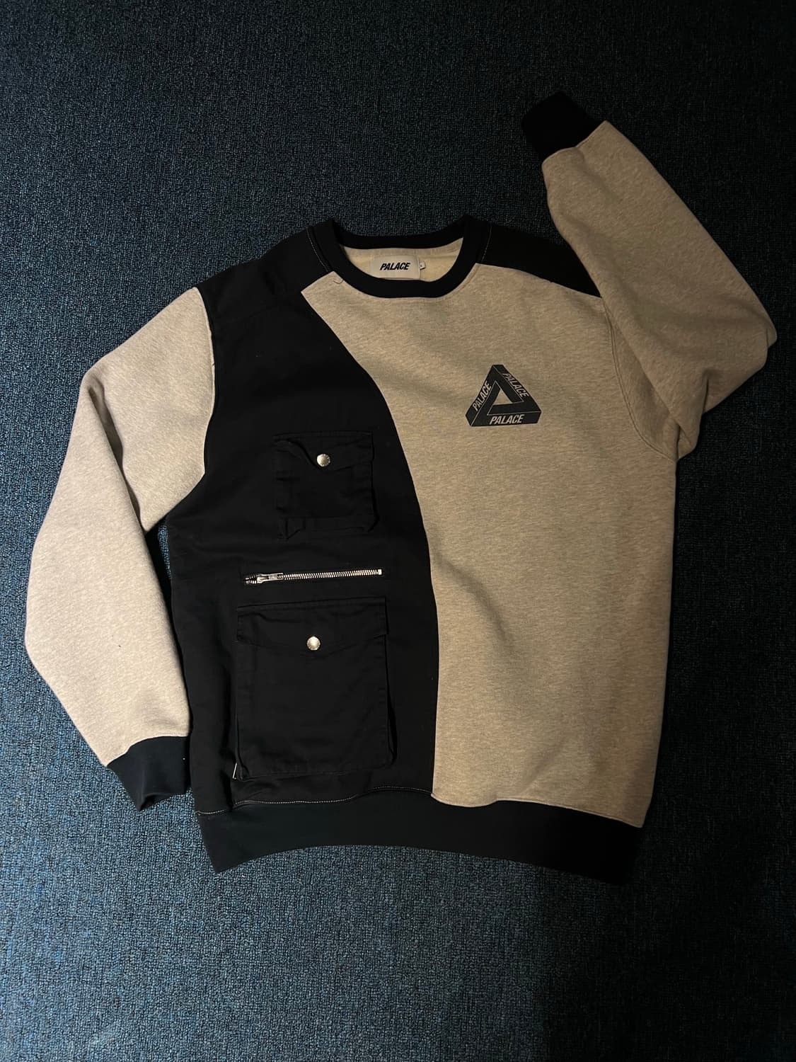 Palace 팔라스 맨투맨 L 상품이미지1