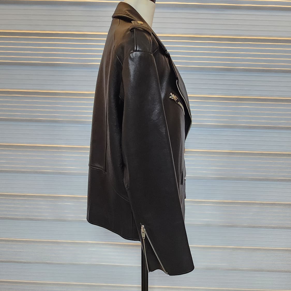 《새상품》STUDIO LAP 양가죽 라이더 자켓 상품이미지5