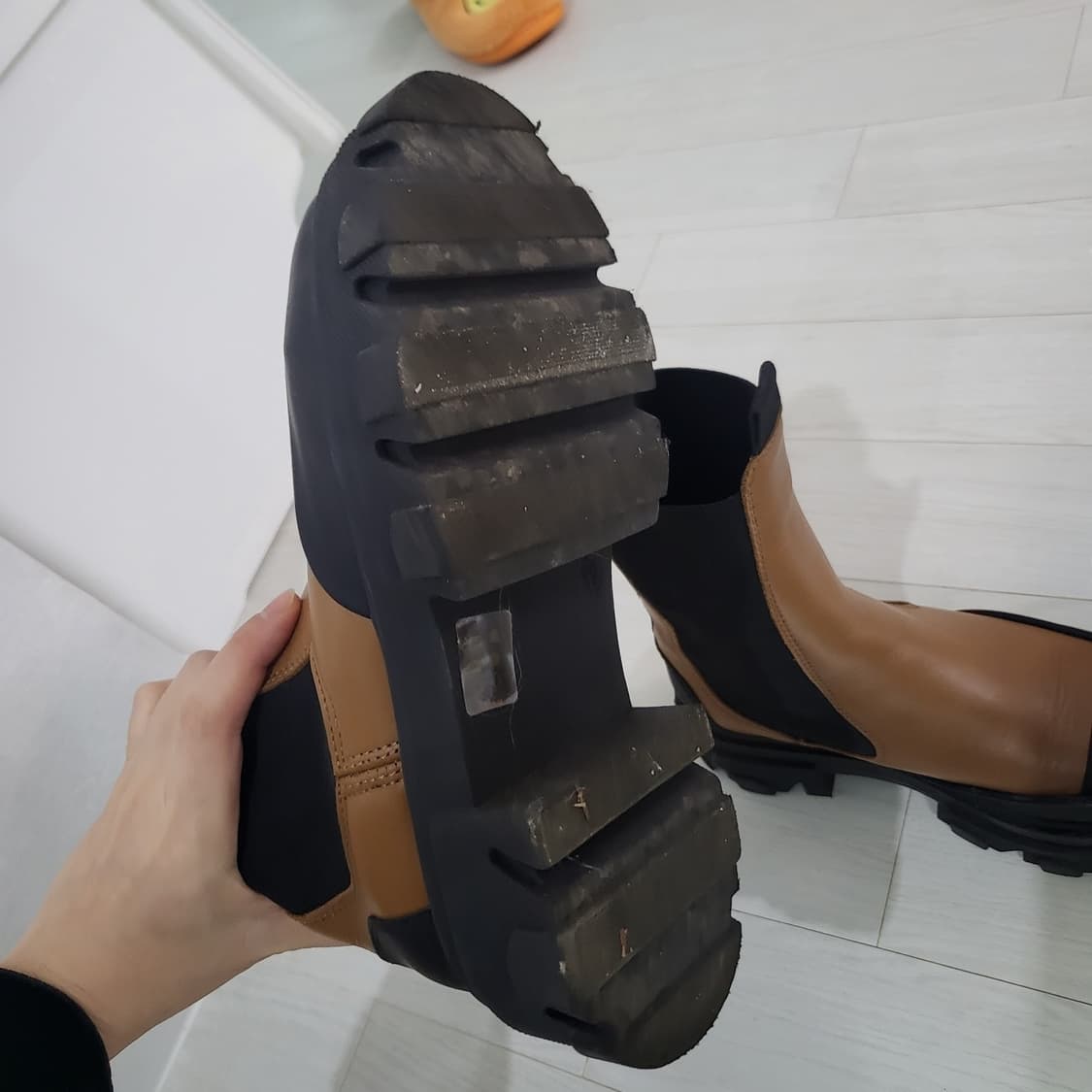 GANNI 가니 첼시 레더 부츠 상품이미지3
