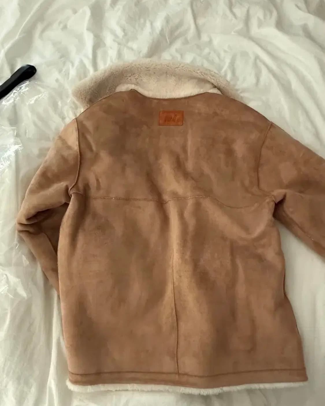 위드아웃썸머 퍼지 리버시블 무스탕 상품이미지9