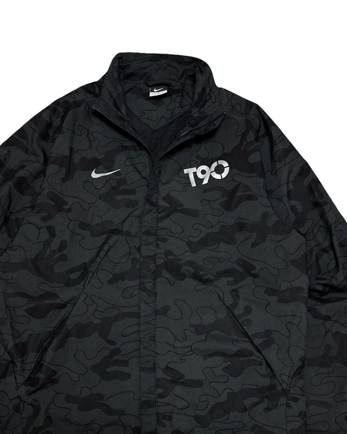 나이키 T90 카모 바람막이 상품이미지2