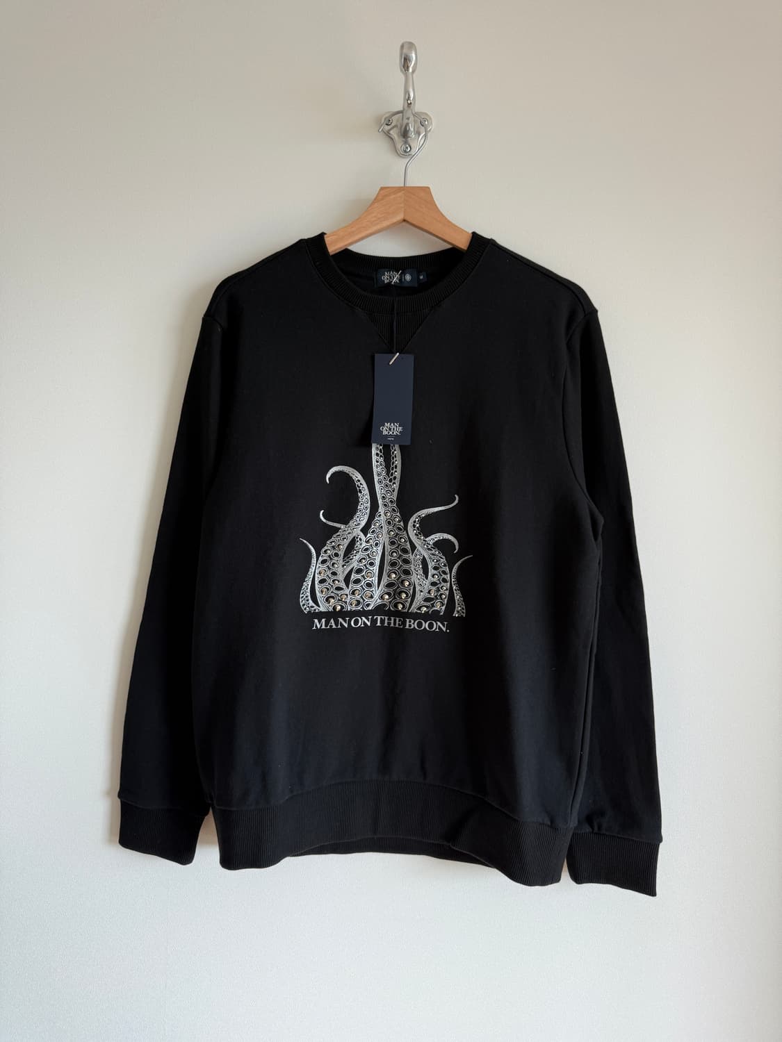 맨온더분(MAN ON THE BOON) 스웻 셔츠 상품이미지1