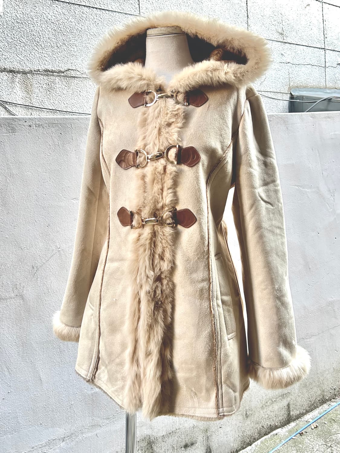 *rare design* 2000s 라떼갸루 모리걸 버클 퍼 코트 상품이미지2