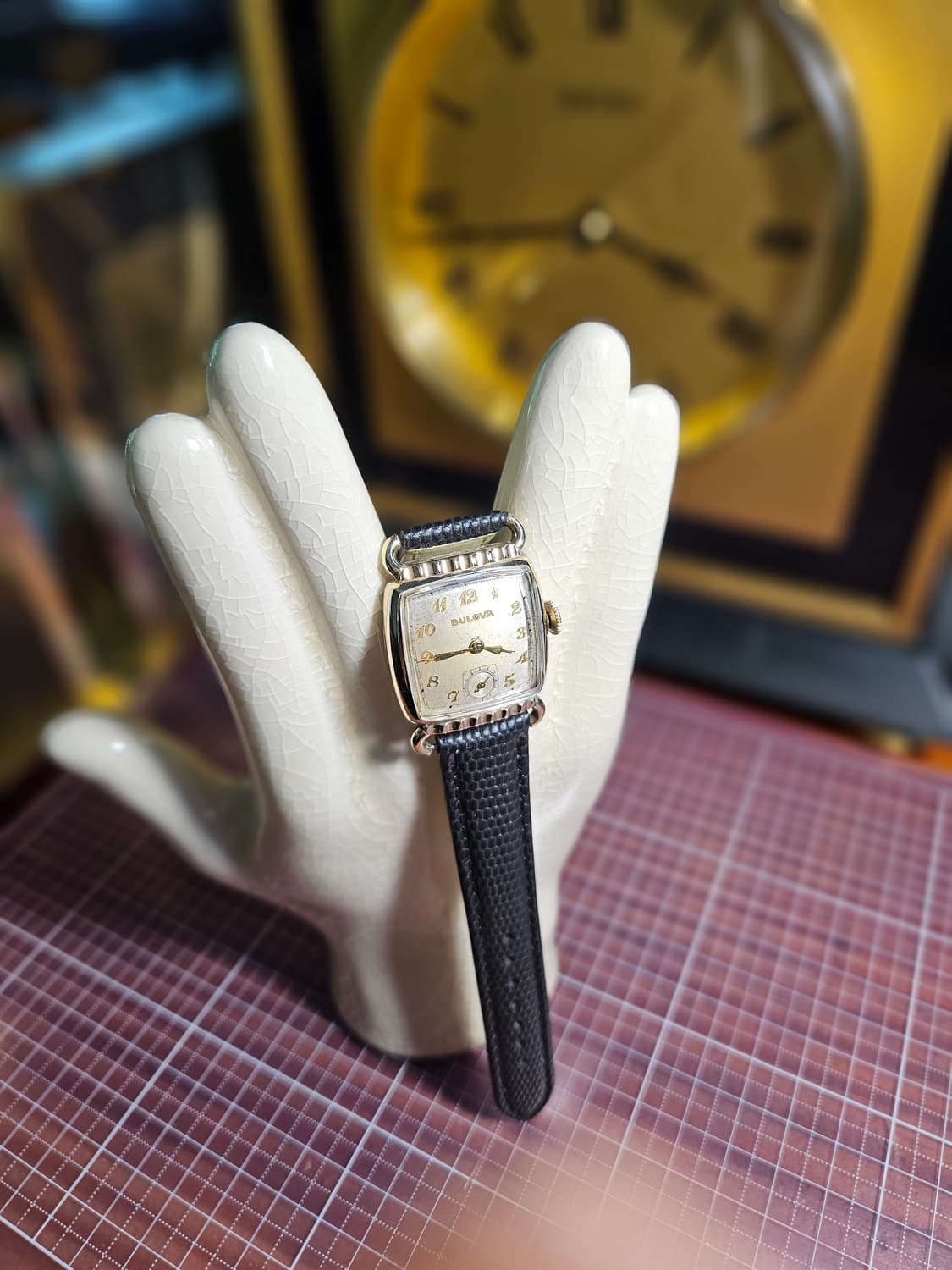 1950s 금장 부로바 빈티지 수동 핸드와인딩 시계 상품이미지1