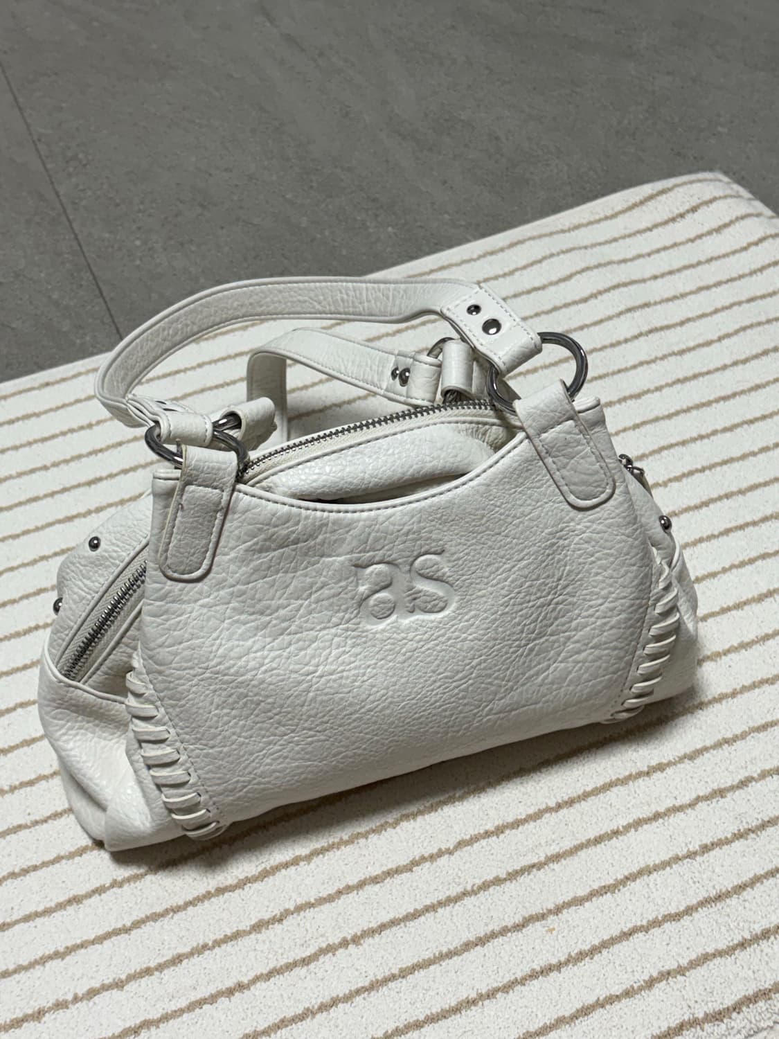 애즈온 보니타 미니 아이보리 백 상품이미지1